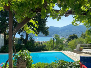 Romantic Lemonia Cottage